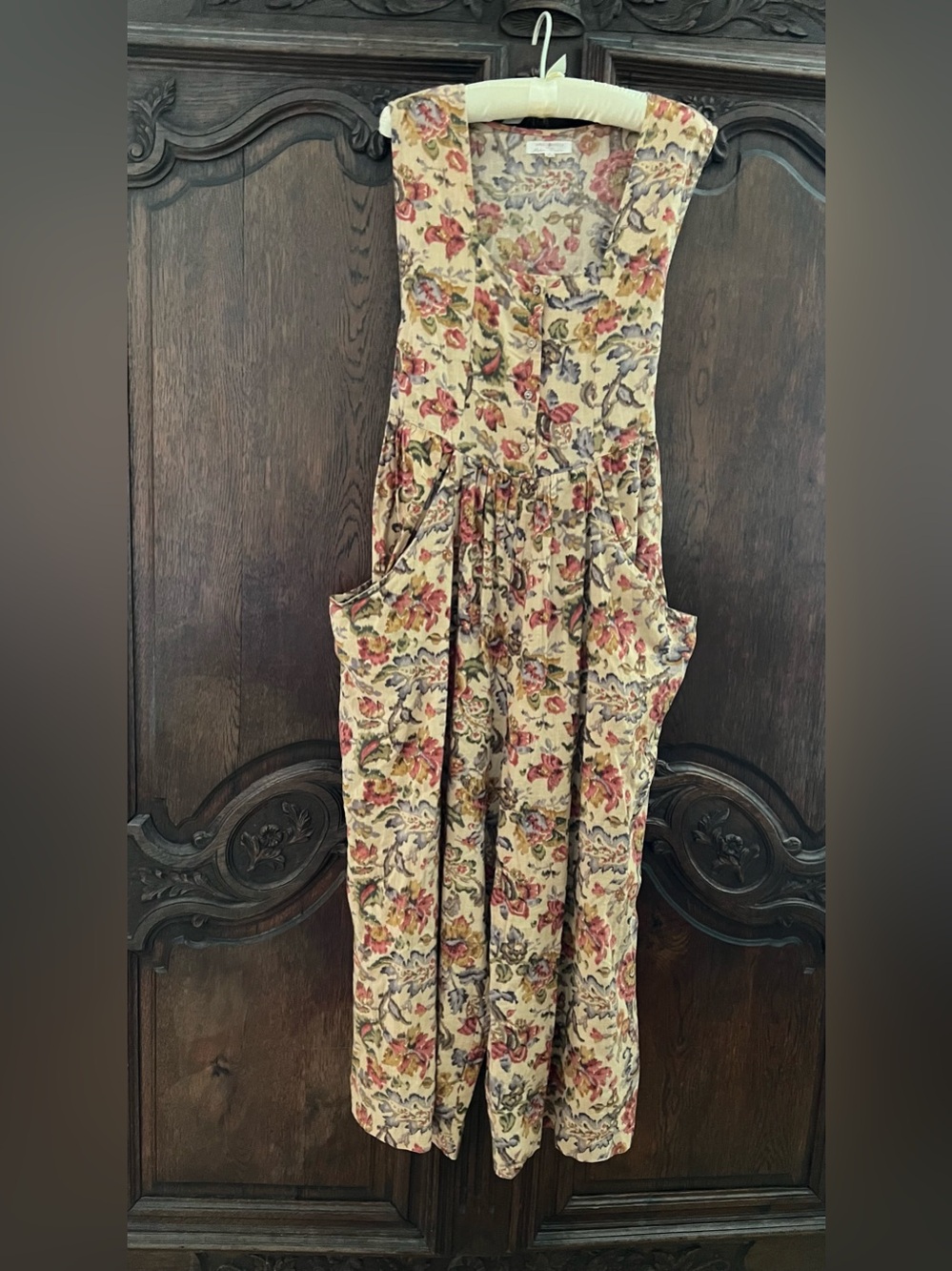April Cornell🤎 Cuolotte Dress with Floral Pattern
IKAT jumpsuit